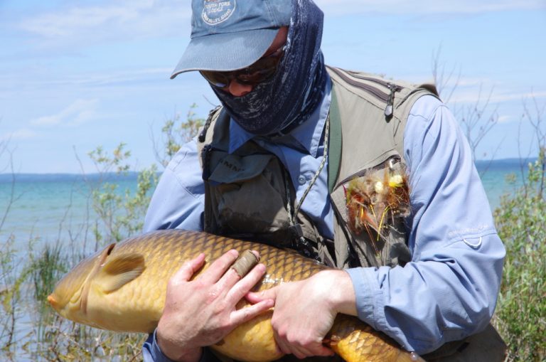 FLY FISHING FOR CARP COMPLETE GUIDE ToFlyFish