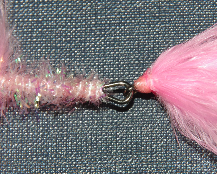 Articulated shanks for streamers.
